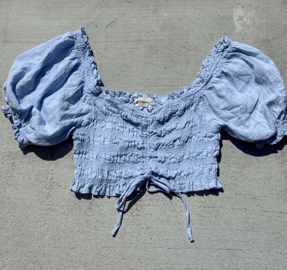 The Impeccable Pig Smocked Puff Sleeve Crop Top Size M